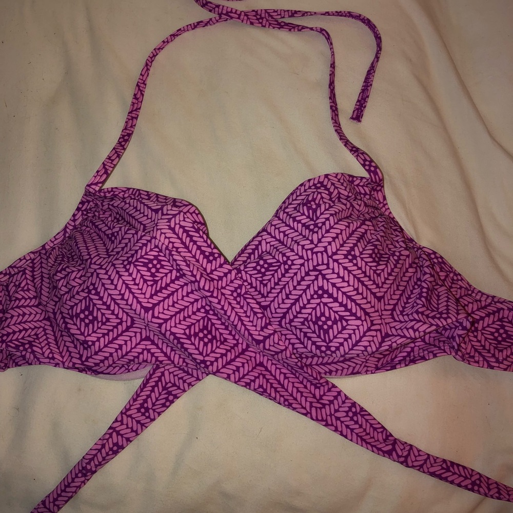 Victoria Secret Swim Top ! 34DDD